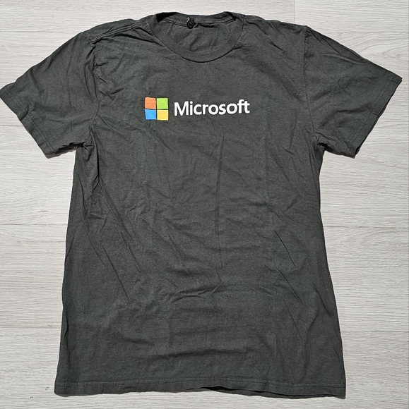 graphic t-shirt - Picture 2 of 2